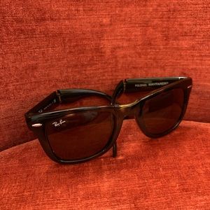 RayBan Tortoise Shell Folding Wayfarer